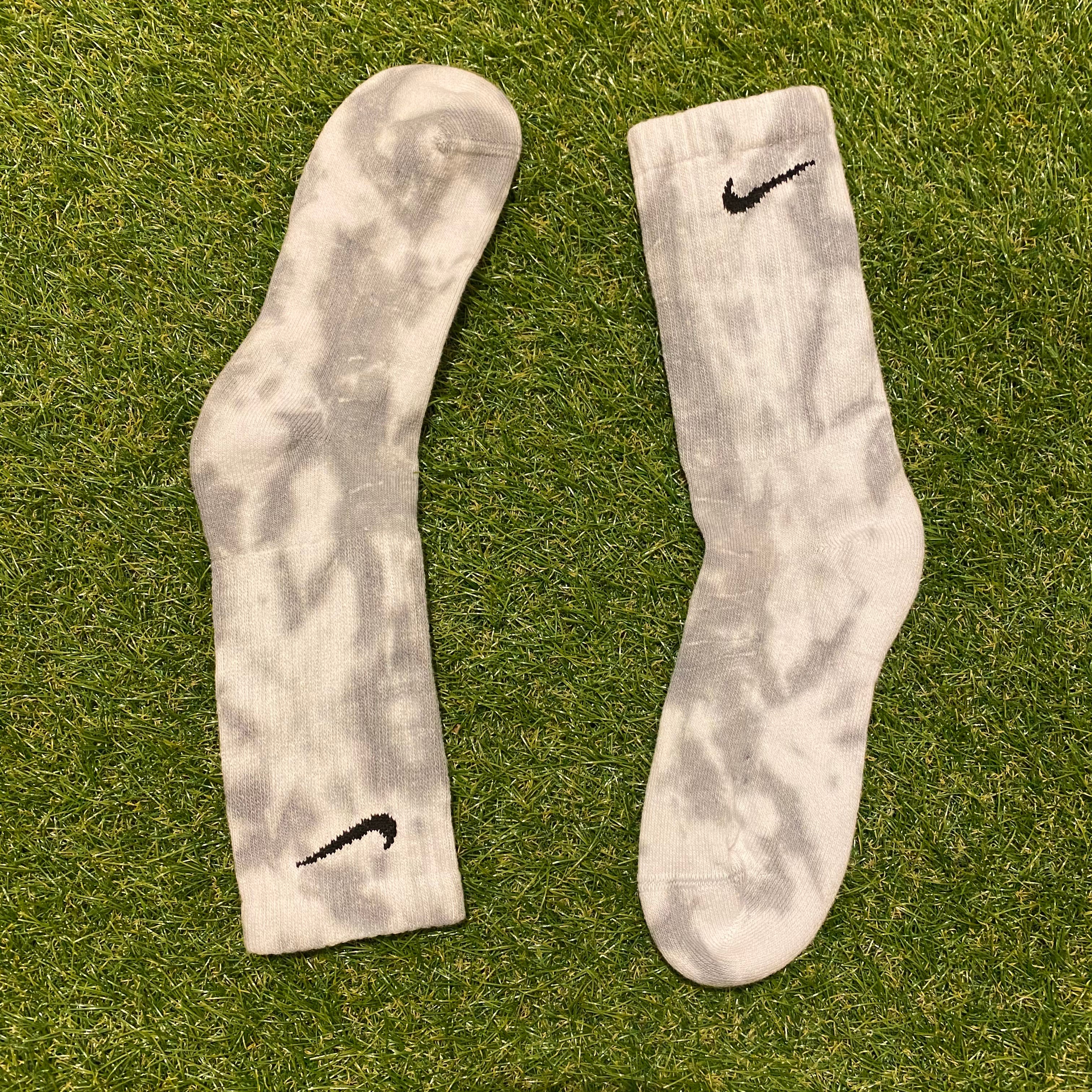 ‘Marbled Grey’ T-Shirt & Sock Bundle